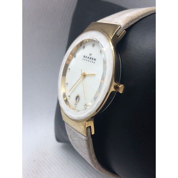 Skagen SKW2033 Women\'s Leather Analog Mother of Pearl Dial Genuine Watch JK38 main image 7